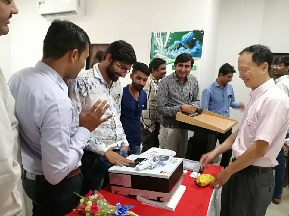 Our company went to India to hold a product promotion meeting